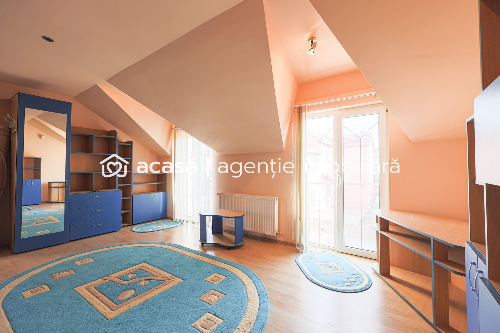 Imagine 13 - Vilă cu 6 camere în zona rezidențială - Poltura