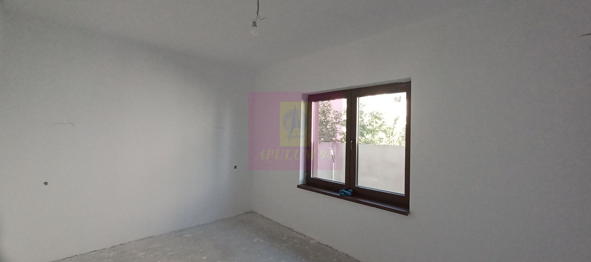 Casă nouă Săbăreni, terasă, piscină, foișor, barbeque, curte 440 mp