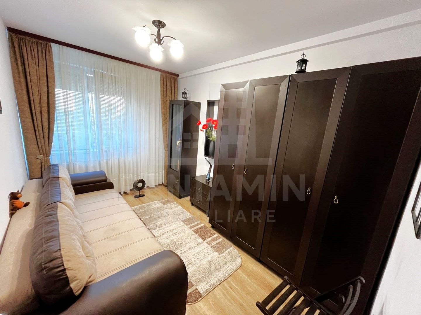 2Decomandate-35mp-Mobilat-Utilat-Renovat-Centrala-Universitate Brasov - imaginea 2