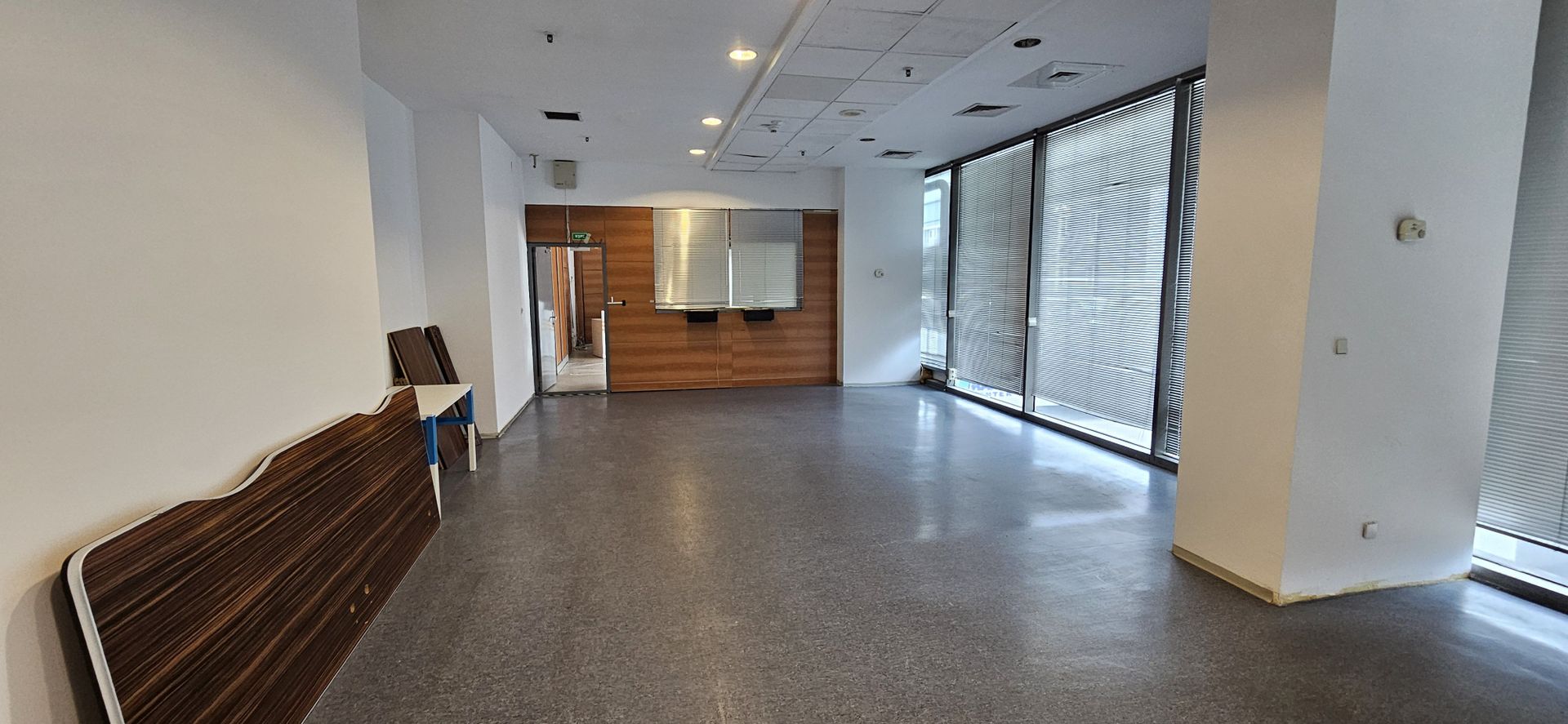 Pantelimon spatiu comercial 950 mp - imaginea 20