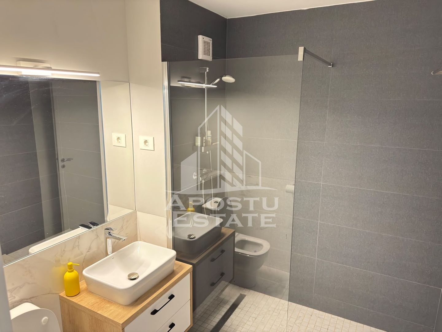 Apartament cu 2 camere, loc de parcare,in zona Aradului, Timisoara - imaginea 4