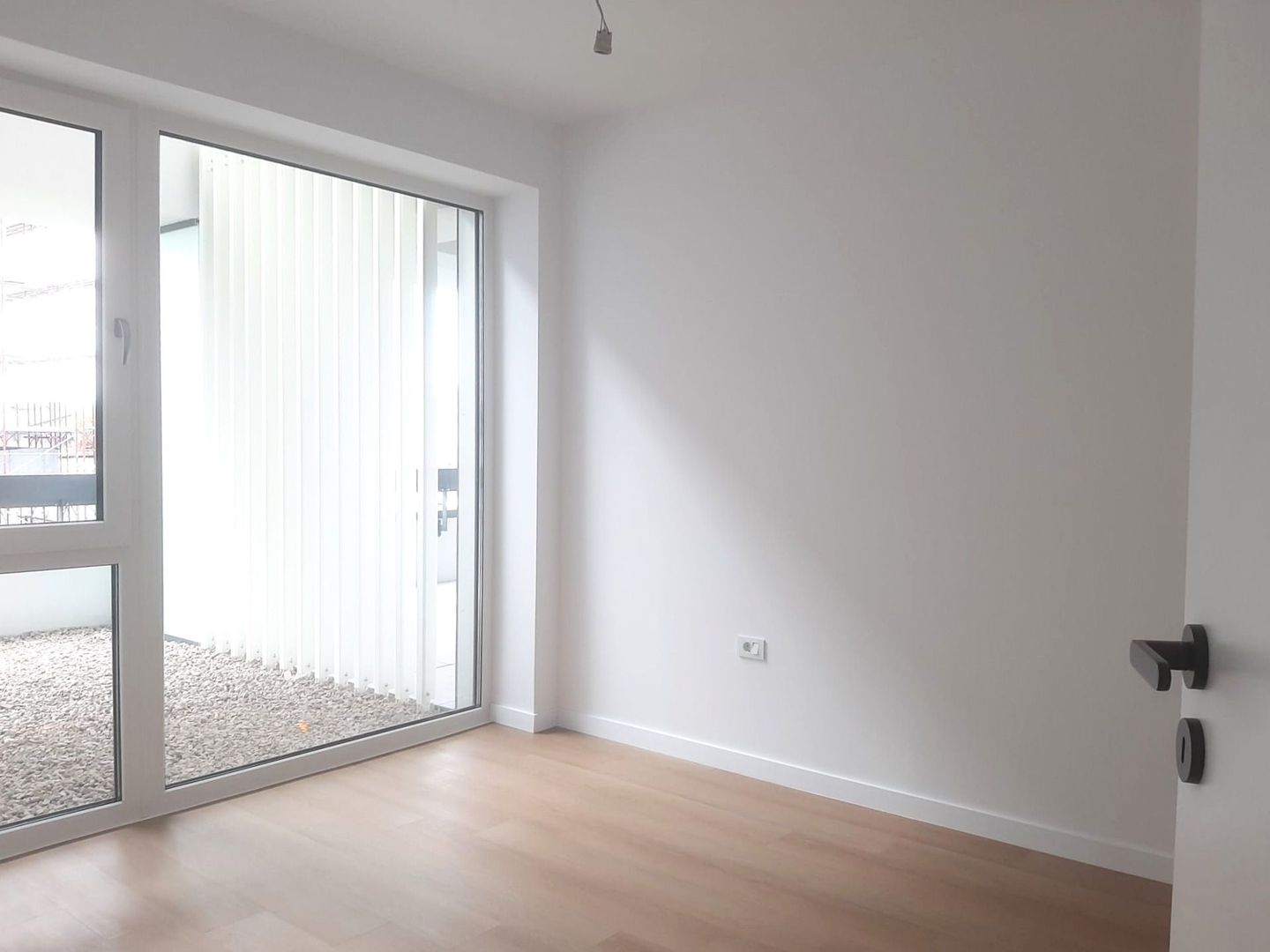 2 Camere Premium în Bartolomeu Zonă în Plină Dezvoltare - imaginea 12