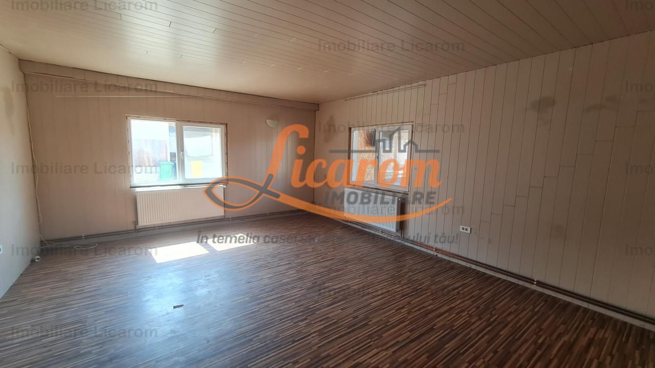 Proprietate in Cristian cu trei constructii+o fundatie,450000euro - imaginea 20