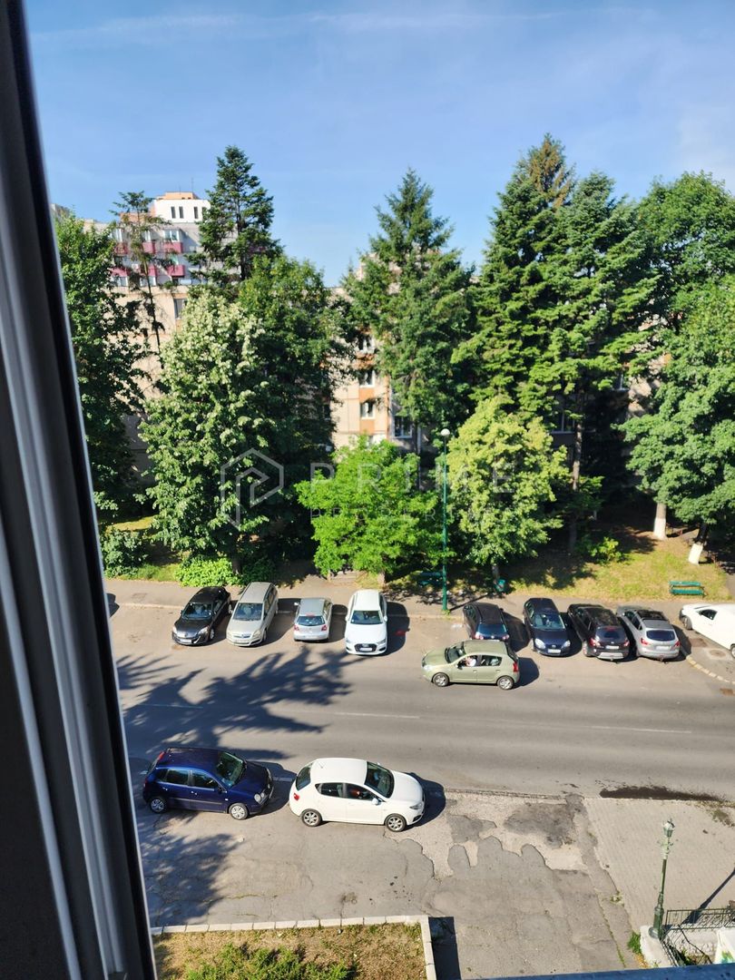 Apartament cu 4 camere | Suprafață generoasă 81mp  | Dâmbu Pietros - imaginea 4