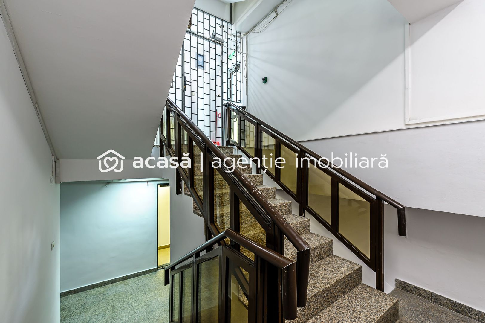 Imagine 8 - Spațiu de închiriat central