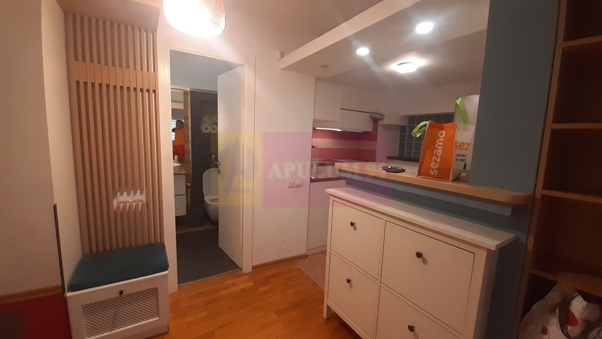 Apartament 3 Camere - Un Cămin Chic Ultracentral la Piața Romană