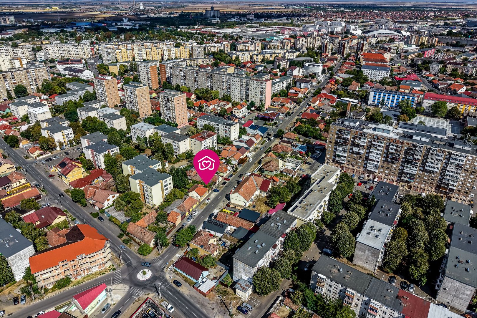 Imagine 1 - Casă în Vlaicu cu garaj și teren de 376 mp, Arad