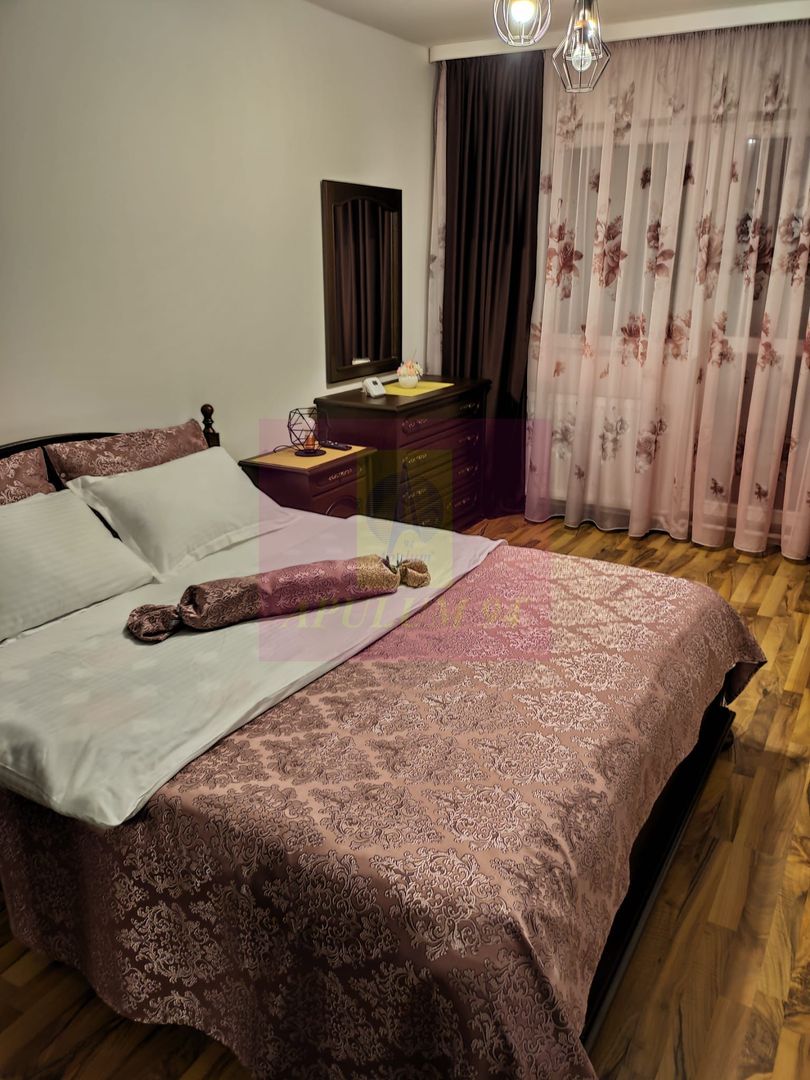 Apartament 3 camere de vanzare in Busteni 5 min partia Kalinderu