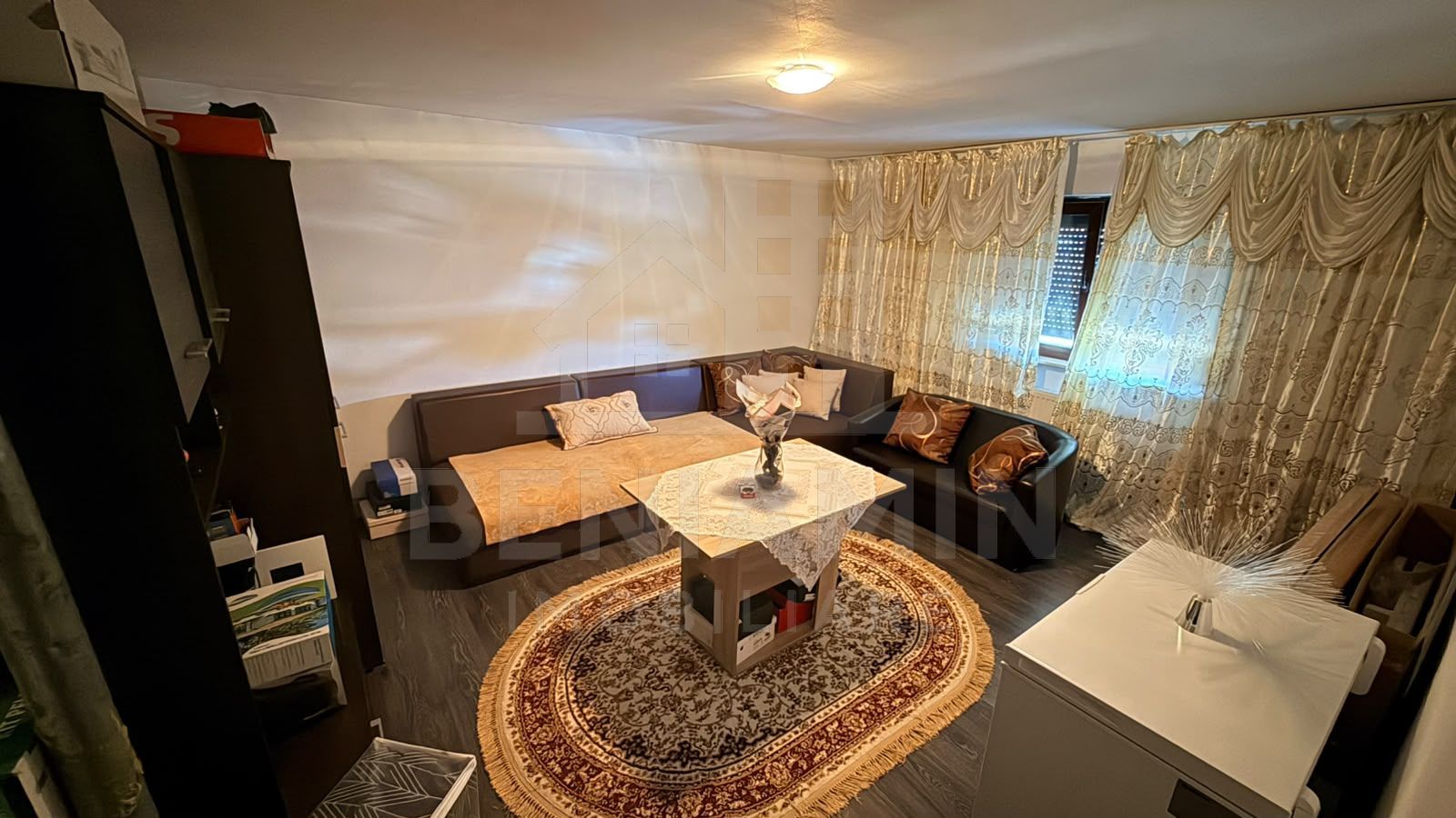 Casa de vanzare mobilata in Popoveni an2017 332mp teren - imaginea 3