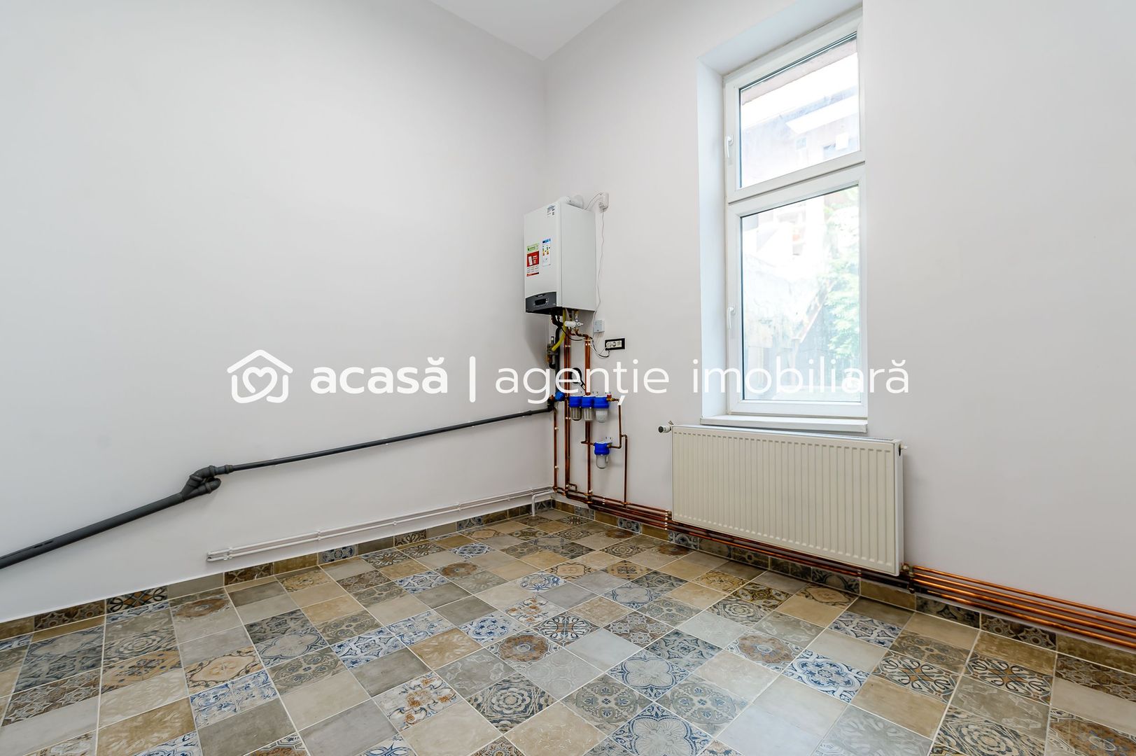 Imagine 10 - Apartament ULTRACENTRAL cu 3 camere, la cheie, renovat recent