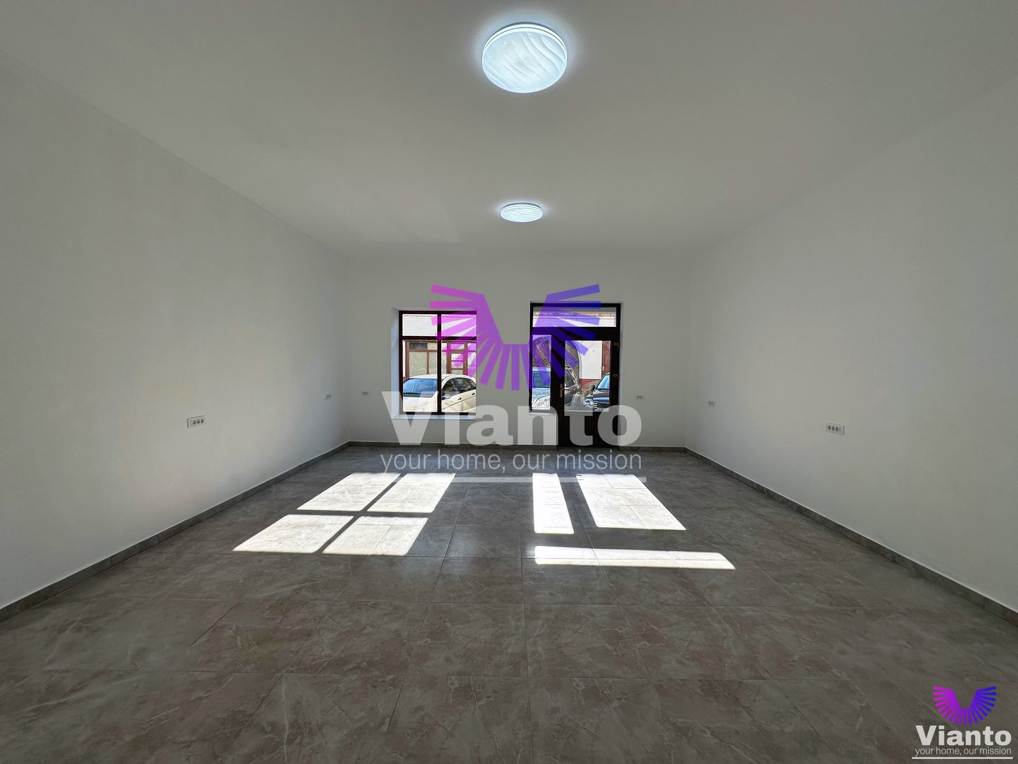 Spatiu Comercial Stradal la Parter - Ultracentral