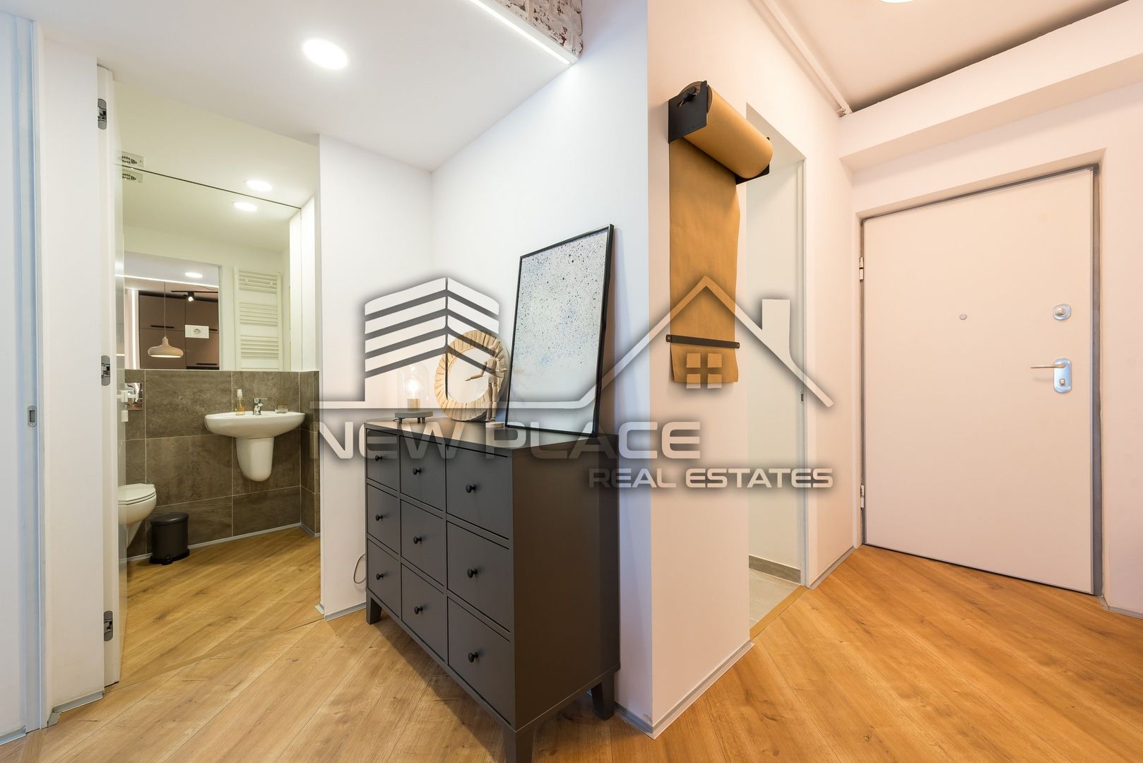 [VIDEO] 4City North | Apt exclusivist | Vedere curtea interioara | Lux - imaginea 8