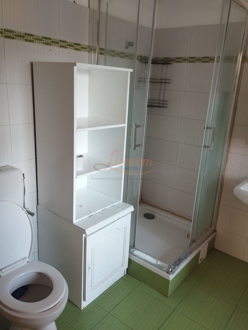Apartament 3 camere Cristian,ideal cazare muncitori.. - imaginea 8