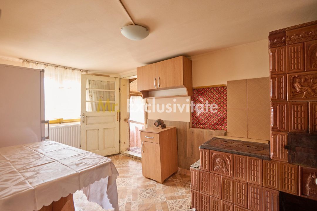 Casa in Leresti, la strada principala, cu rau in spate | teren 831 mp- Campulung - imaginea 12