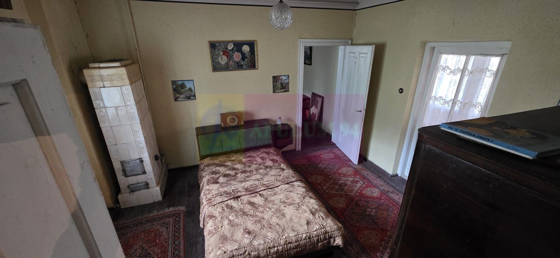 Etaj vilă istorică de vânzare în Sinaia – Zona Furnica