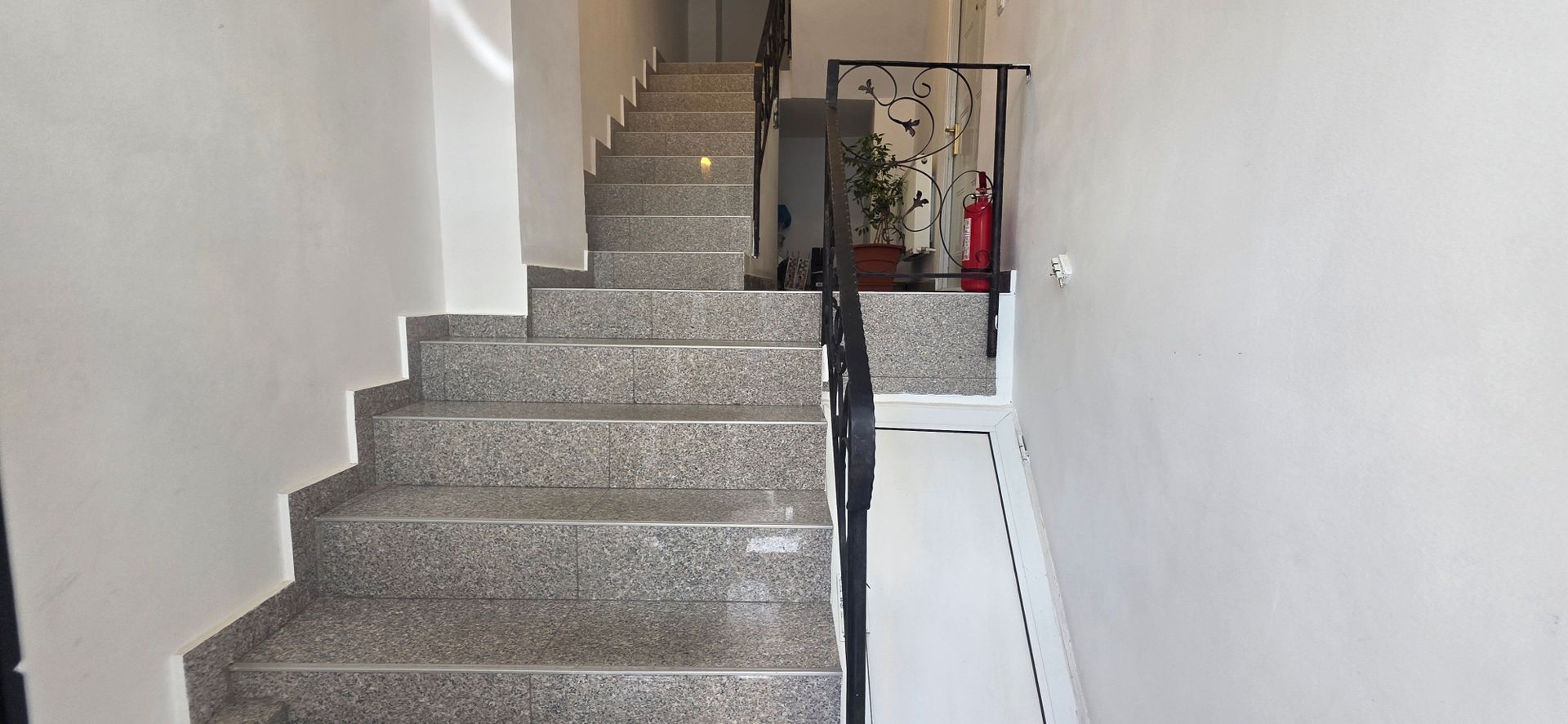 Stirbei Voda  spatiu de birouri parter 90 mp - imaginea 42