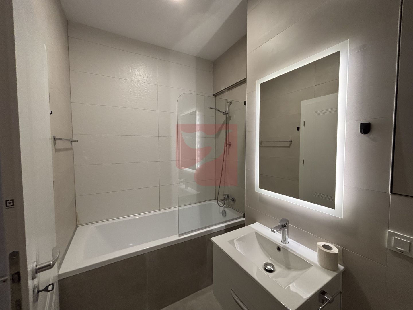 3 camere, nou, balcon mare, Pipera - Voluntari, complex First Estates - imaginea 11