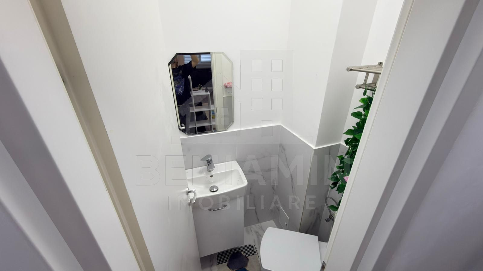 2 camere - bloc nou -2 bai - curte 70mp - 2 parcari - Happy Residence - imaginea 9