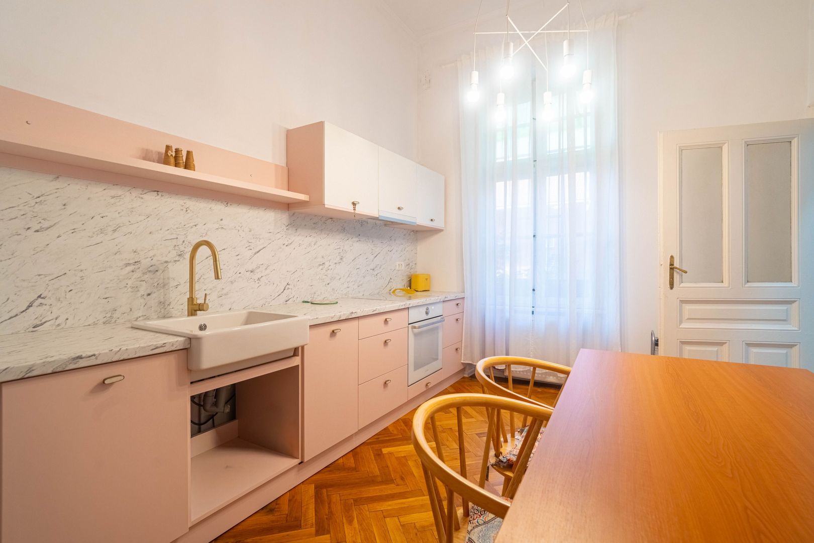 Imagine 4 - Închiriere apartament ultracentral cu parcare privată | 97 mp,