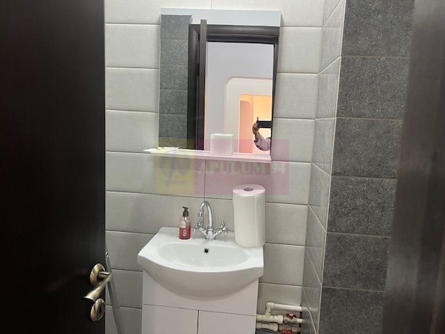 Apartament 3 camere Piata Alba Iulia.