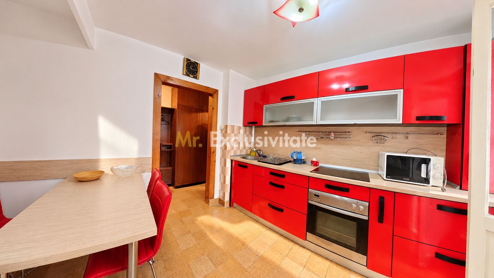 Apartament 3 camere de închiriat, Micro 16, Bulevardul Muncii