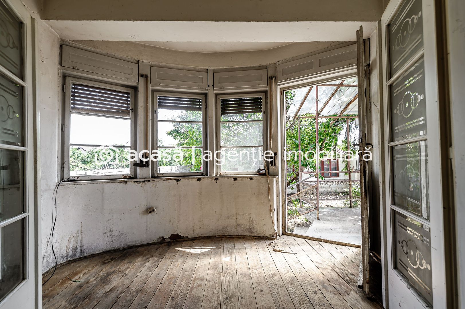 Imagine 3 - Casă pe Str. Dorobanților | 716 mp teren | Pârneava