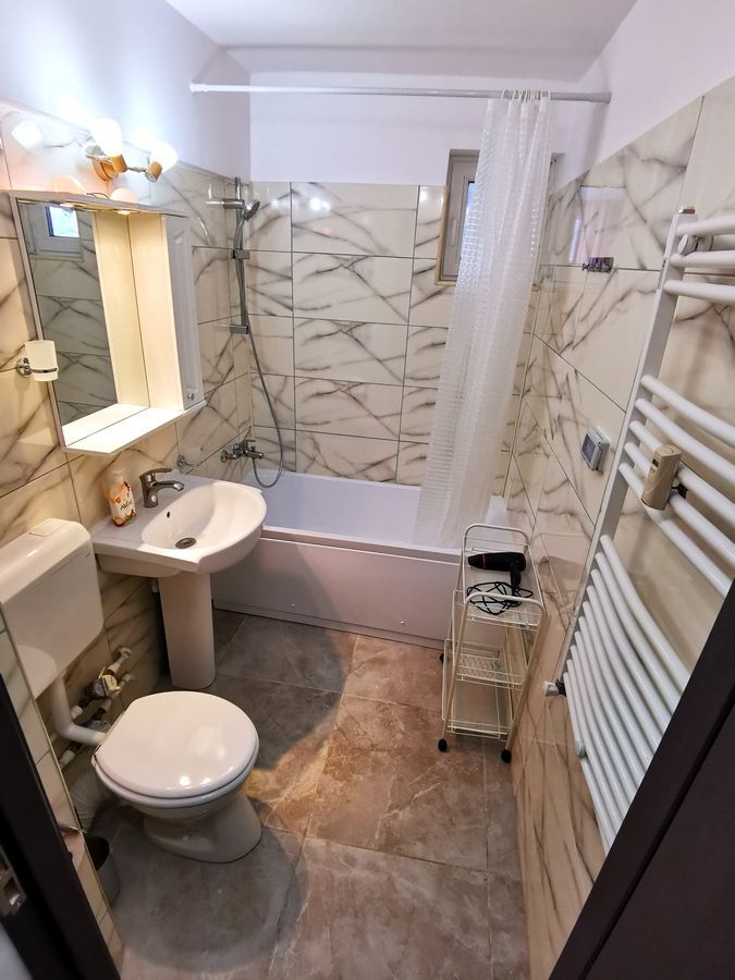 Vand apartament 2 Camere zona Obor – Avrig - imaginea 12