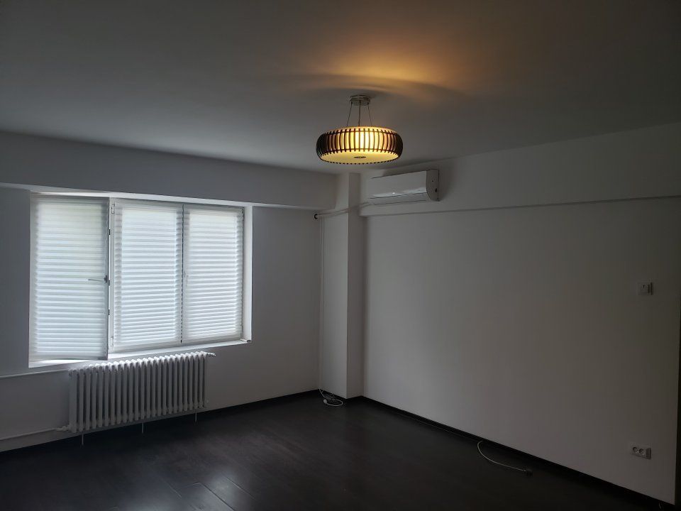 Inchiriez Apartament 2 camere