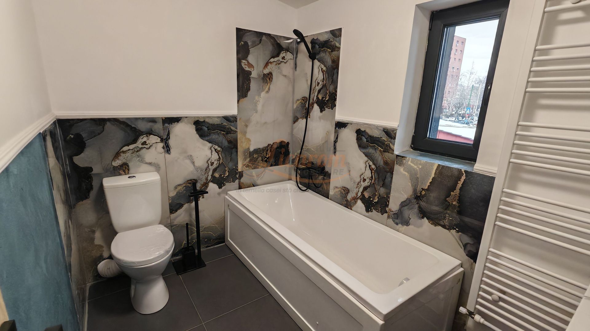 Apartament tip Casa 4 camere strada Carpatilor,totul nou. - imaginea 13