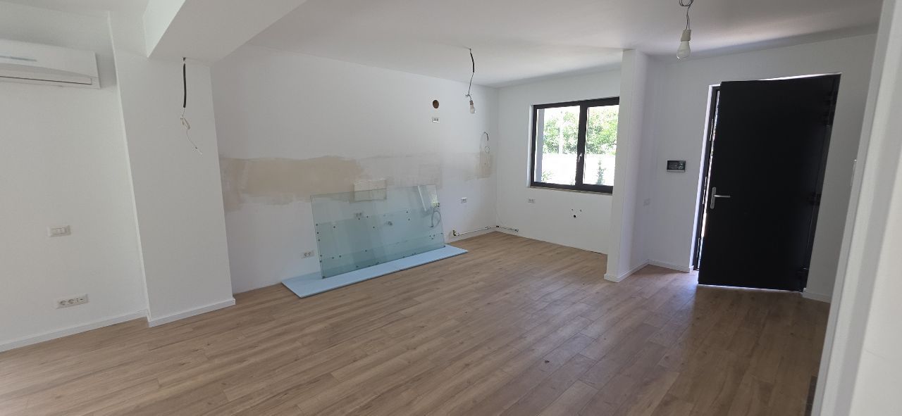 Giulesti  duplex P+1 4 camere de vanzare - imaginea 28