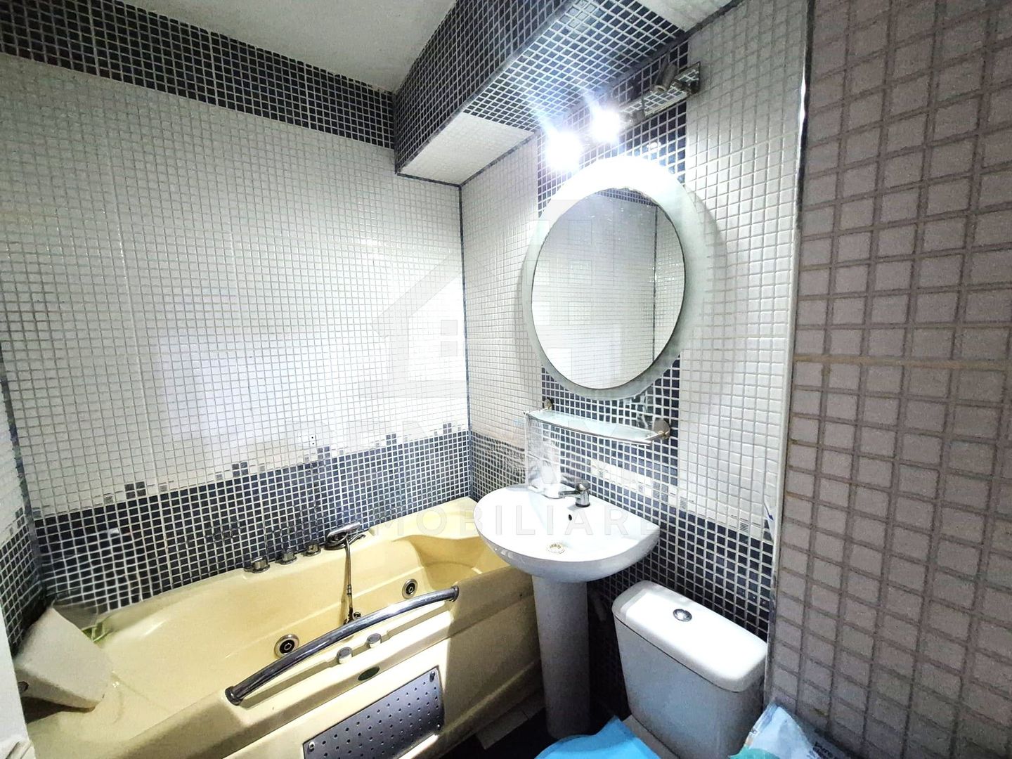 2 Camere- 47mp-Renovat-Zona Calea Bucuresti -Bibiloteca Universitatii - imaginea 7