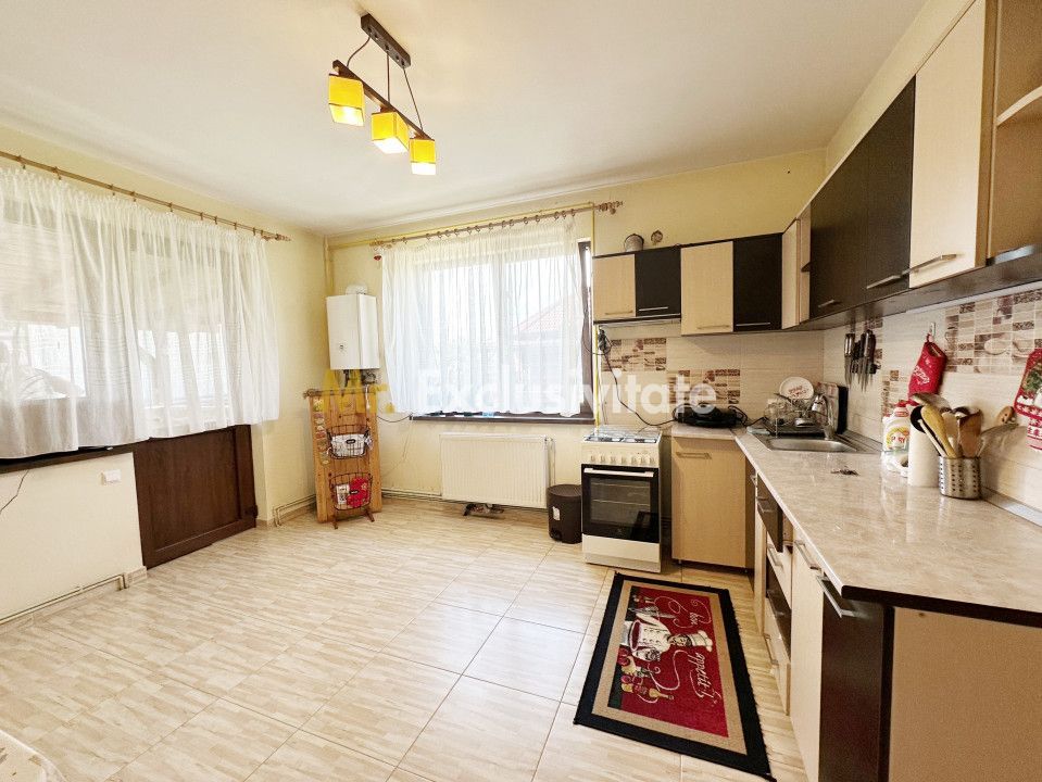 Inchiriere Casa 3 camere + curte generoasa 500 mp - imaginea 8