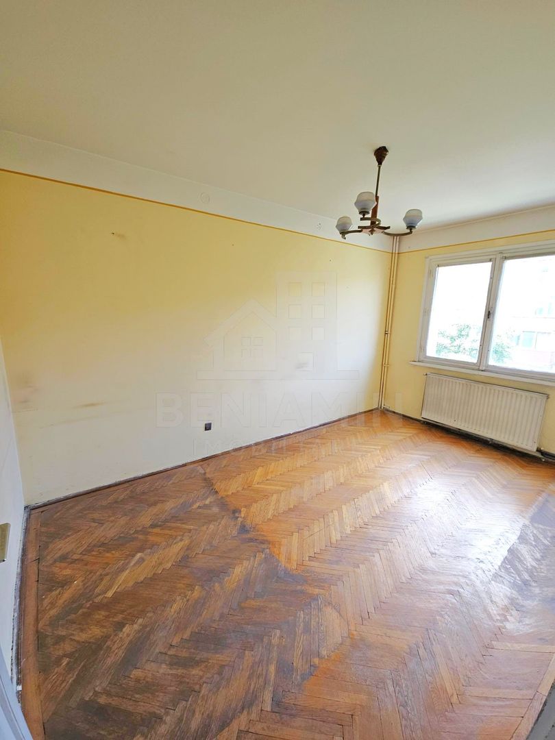 2 Decomandate-43mp-Etajul 3-Centrala termica-Cartier Astra-Brasov - imaginea 2