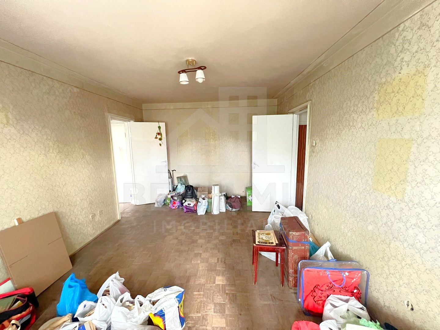 Apartament-2 Camere-48mp-CT- Etajul 2-Izolat-Bulevardul Saturn-Brasov - imaginea 2