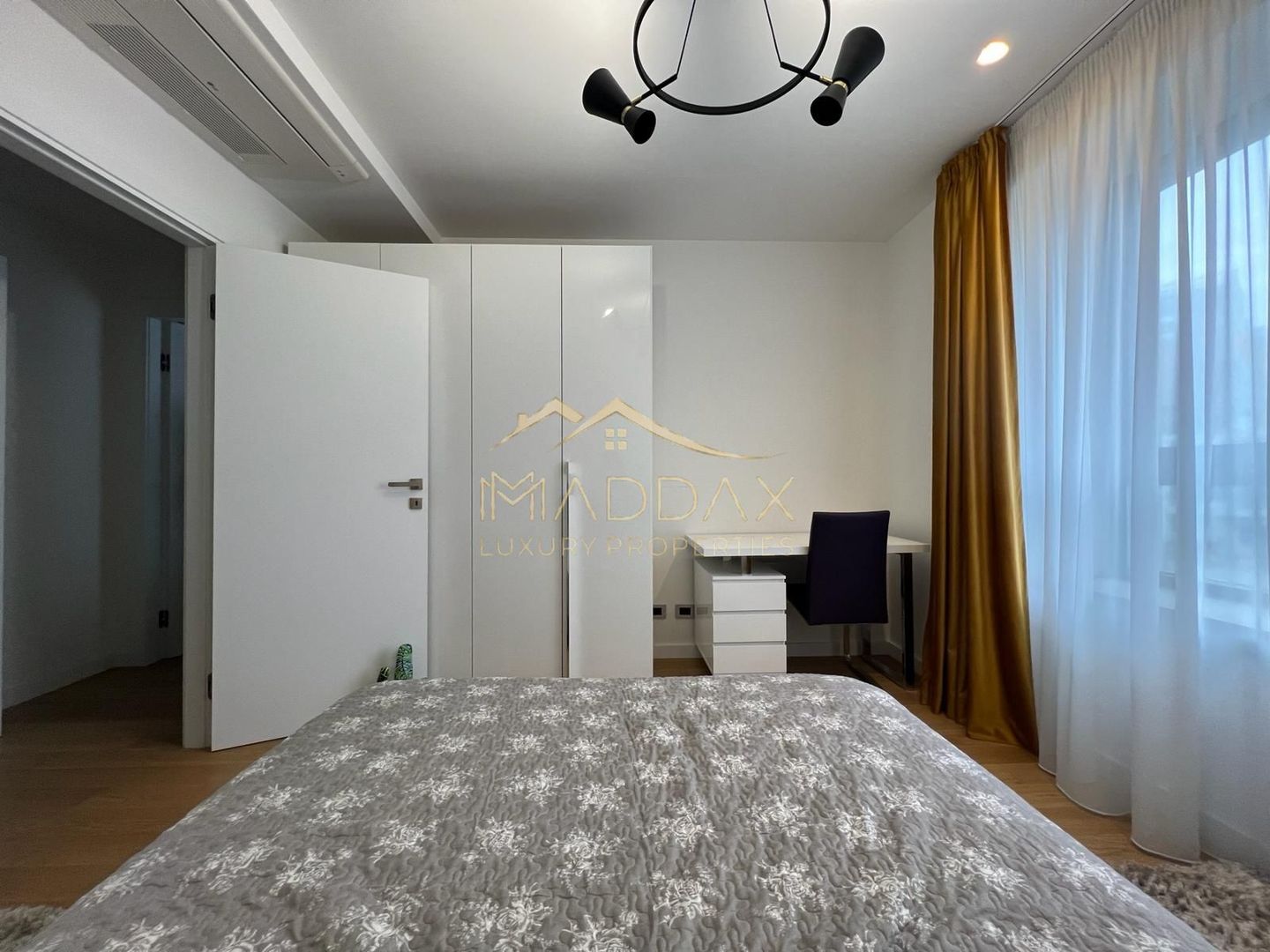 Apartament 3 camere // Promenada // Aviatiei - imaginea 3