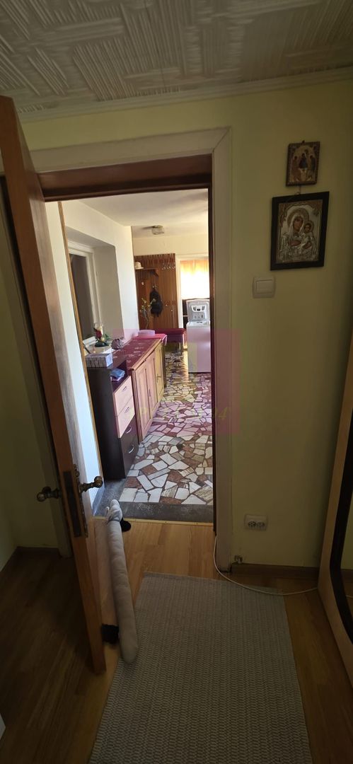 Casa de vanzare cu 6 camere in Busteni