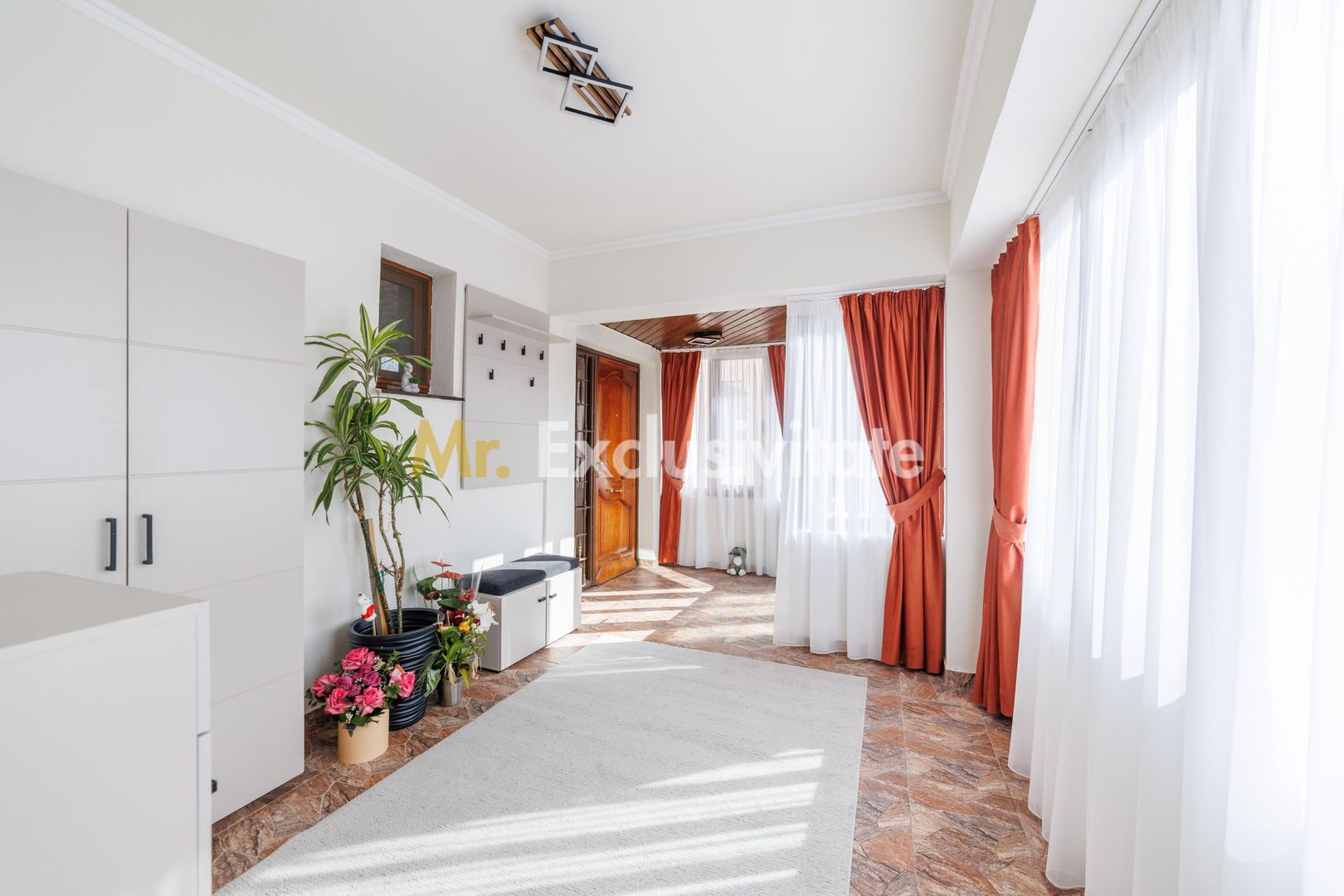 VILĂ 4 dormitoare, RENOVATĂ COMPLET 2026, Prundu, teren 937 mp - imaginea 29