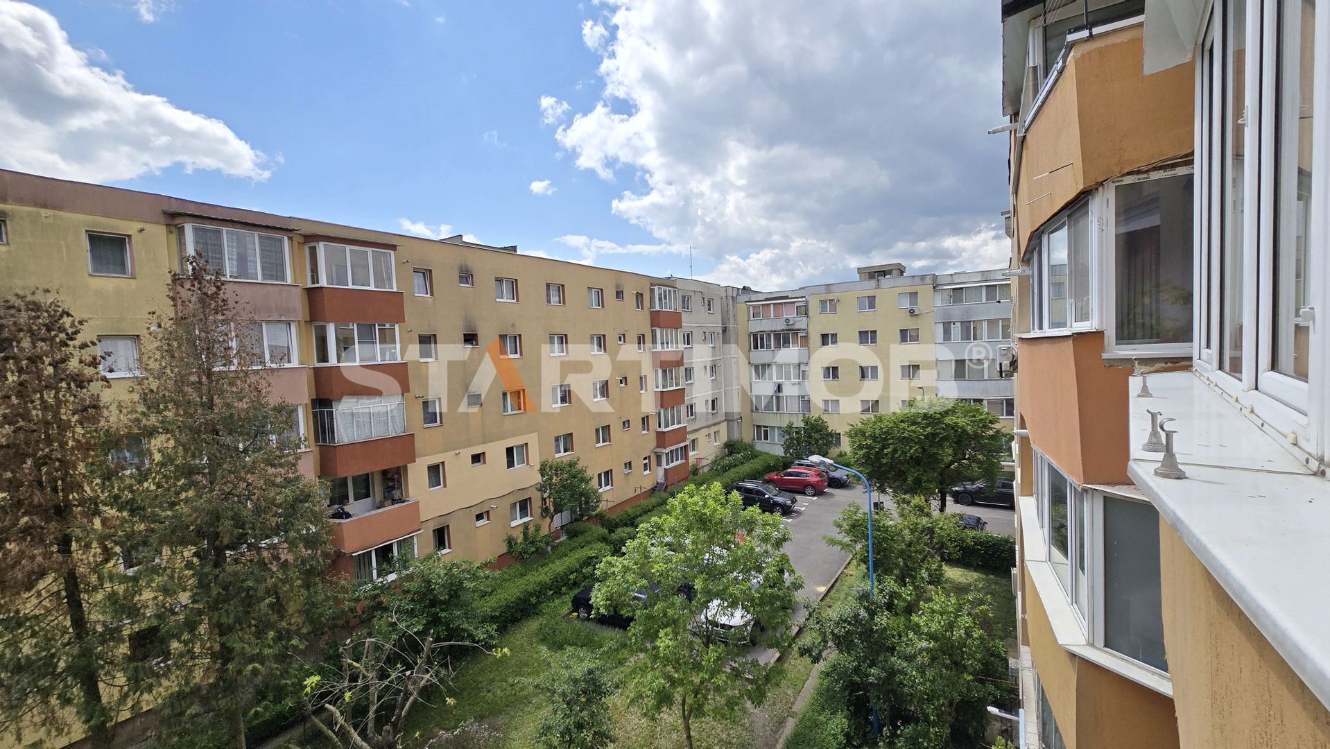 Apartament 2 camere cu parcare