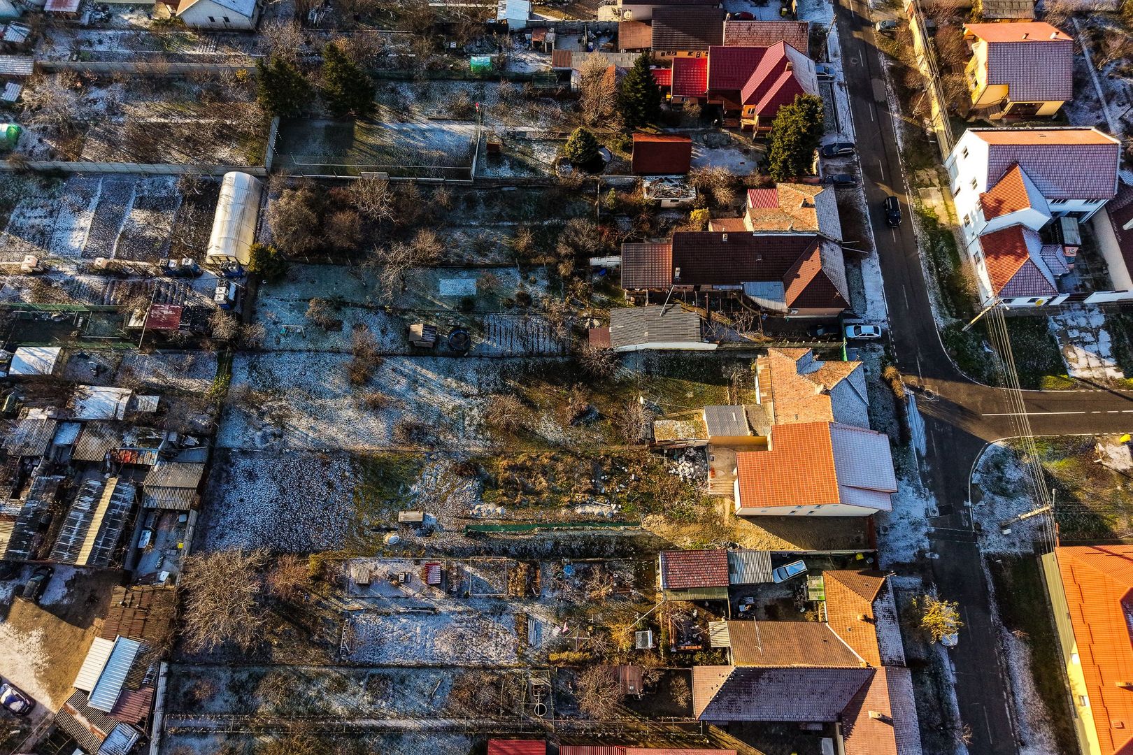 Imagine 8 - Casă nouă cu etaj semifinalizată, zonă liniștită în Aradul Nou