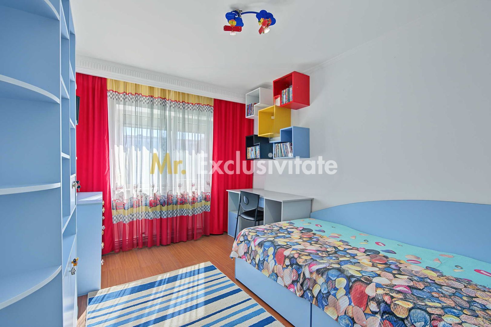 Central-Eremia, ap. 3 camere, 2 băi + boxă,proaspăt zugrăvit, et.2 - imaginea 19