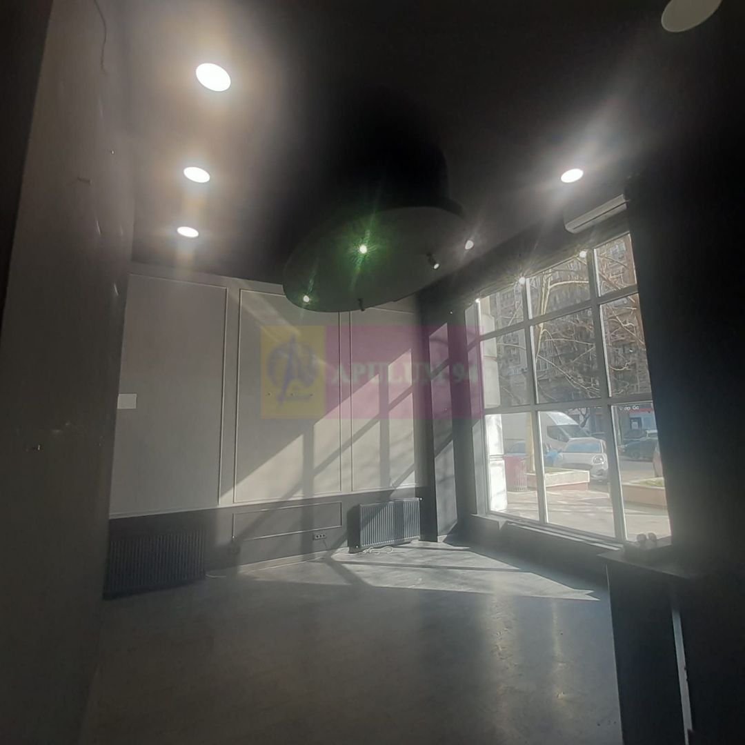 Spațiu zona Bulevardul Unirii - Zepter