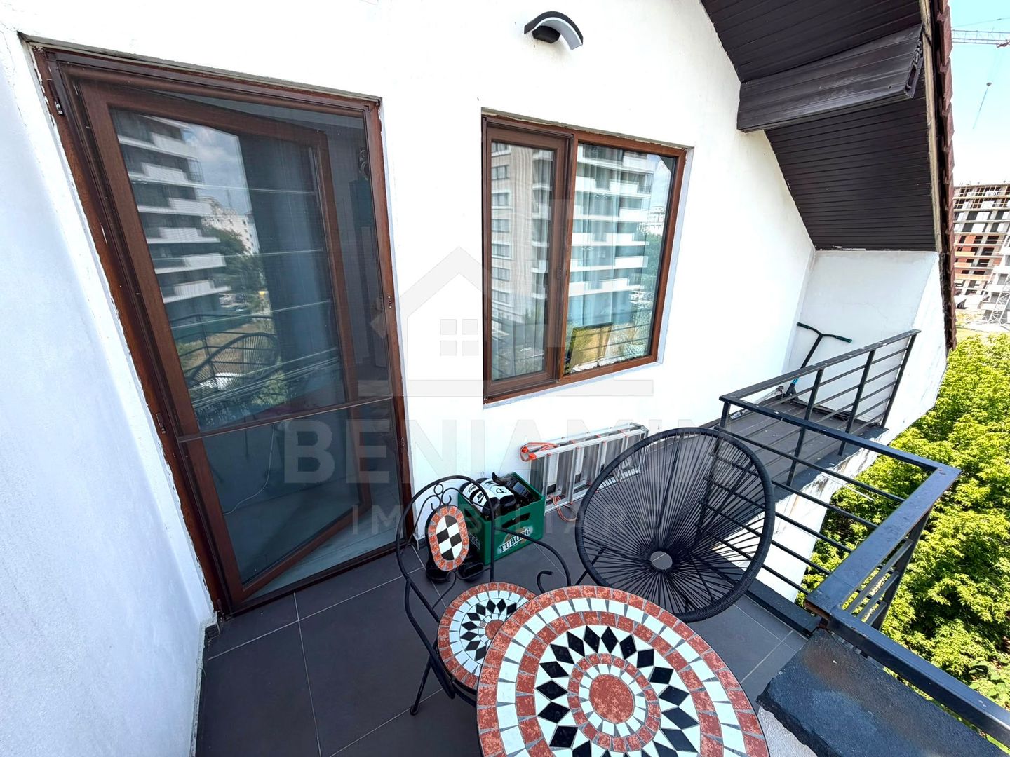 Apartament cu 3 camere si 3 bai in Craiovita Noua - Promenada Mall - - imaginea 10