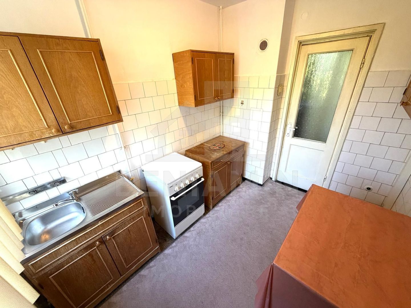 2 camere - etaj 3 - 52mp - centrala - Calea Severinului - Scoala 12 - imaginea 7