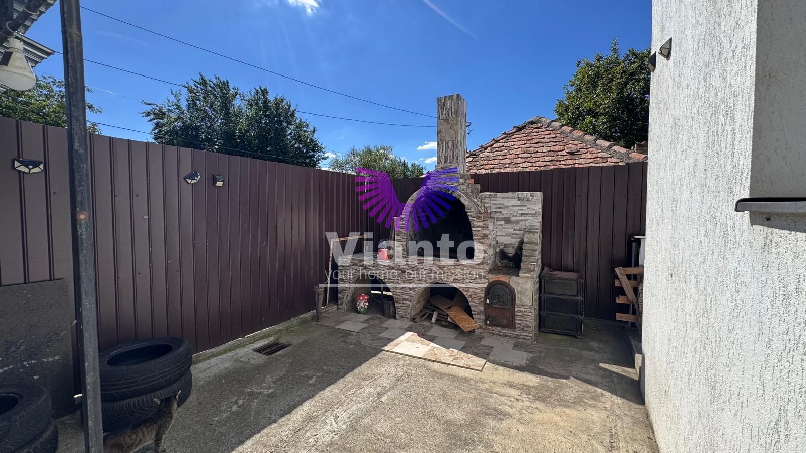 Casa Individuala de Inchiriat 5 Camere - Curte cu Zona de Barbeque-Gusterita