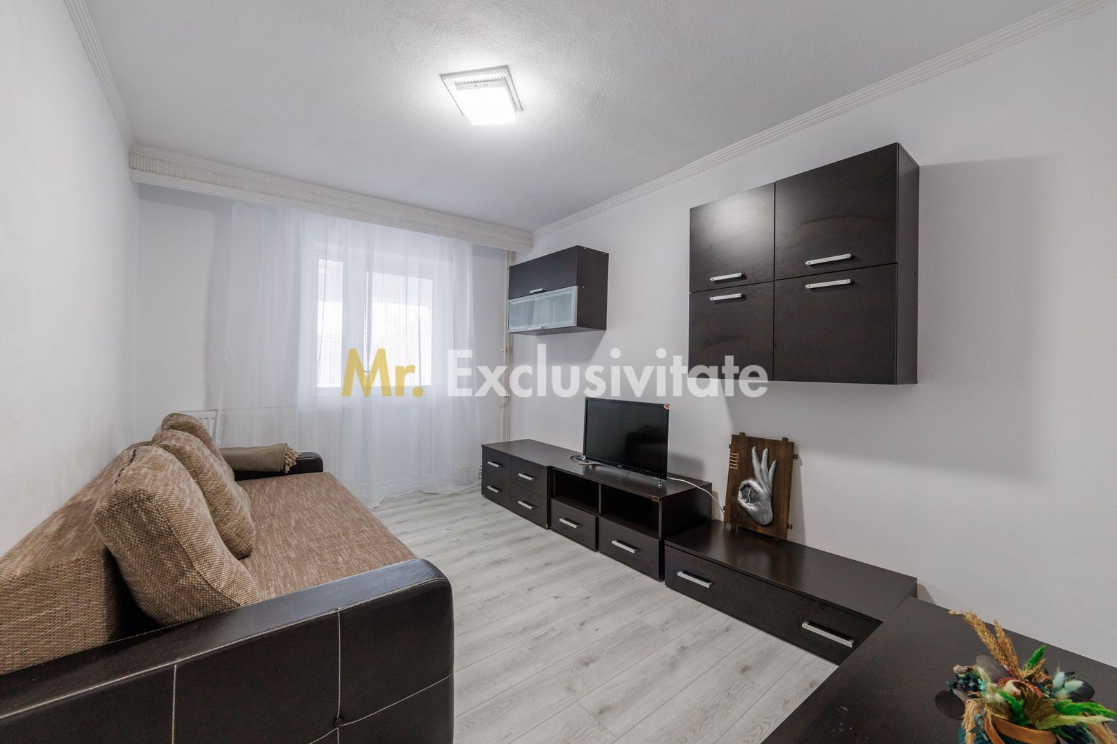 APARTAMENT 3 CAMERE - CARTIER RĂZBOIENI