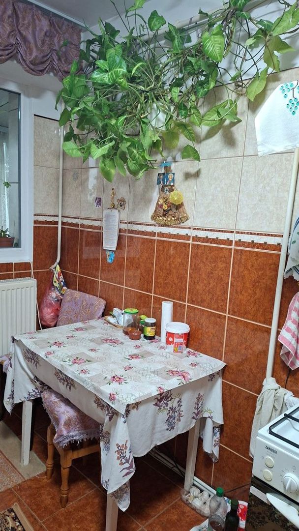 Apartament 2 camere 57 mp Tecuci – complet utilat, spațiu depozitare ș - imaginea 12