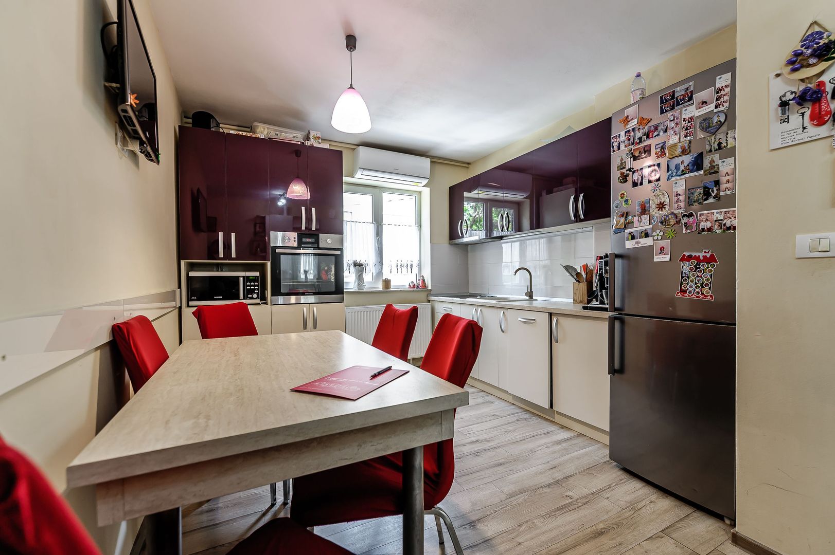 Apartament la 1 minut de Podgoria, 3 camere, etaj 1 Zona Premium