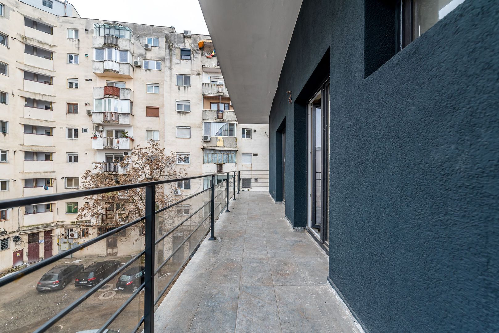 Apartament in bloc nou la INTIM etaj 2 cu loc de parcare