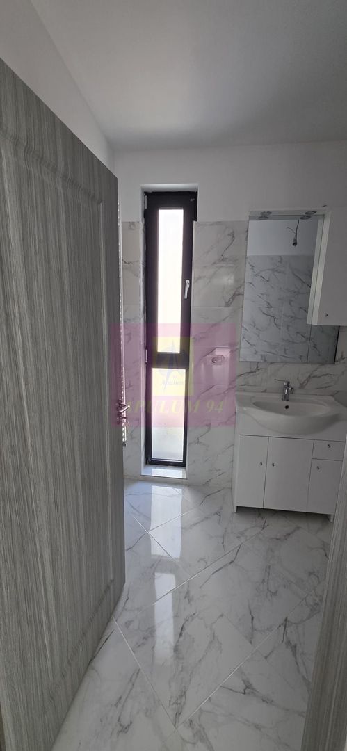 Apartament 3 camere de vânzare la Sinaia - imaginea 8