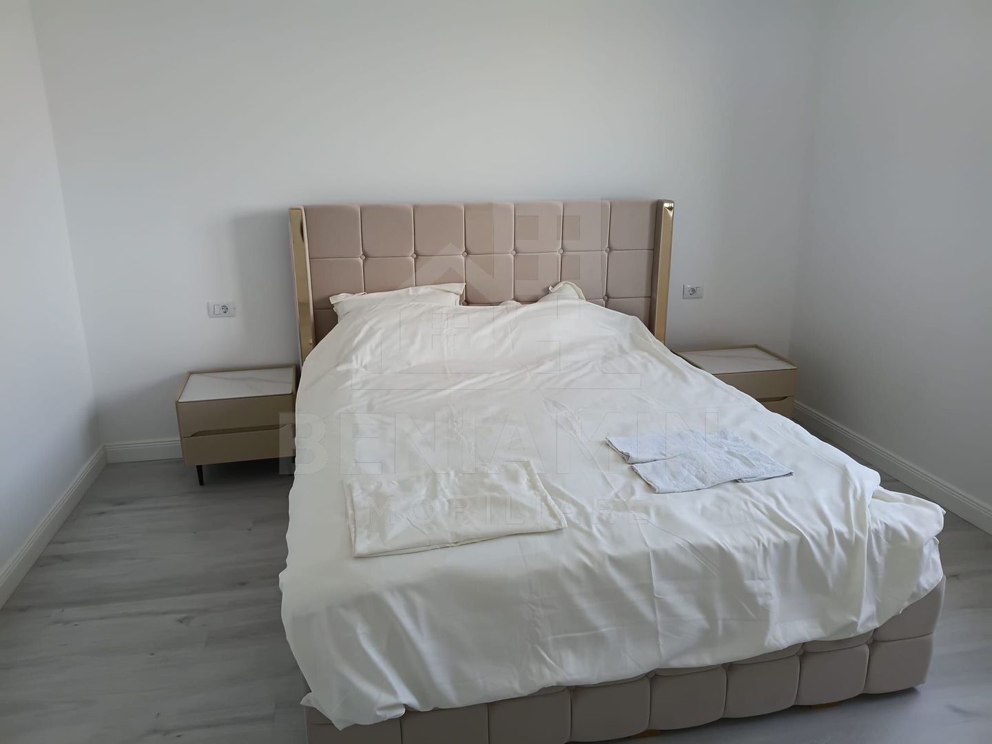 Casa noua 4 dormitoare 2 bai P+1 zona Selgros Teilor - imaginea 9